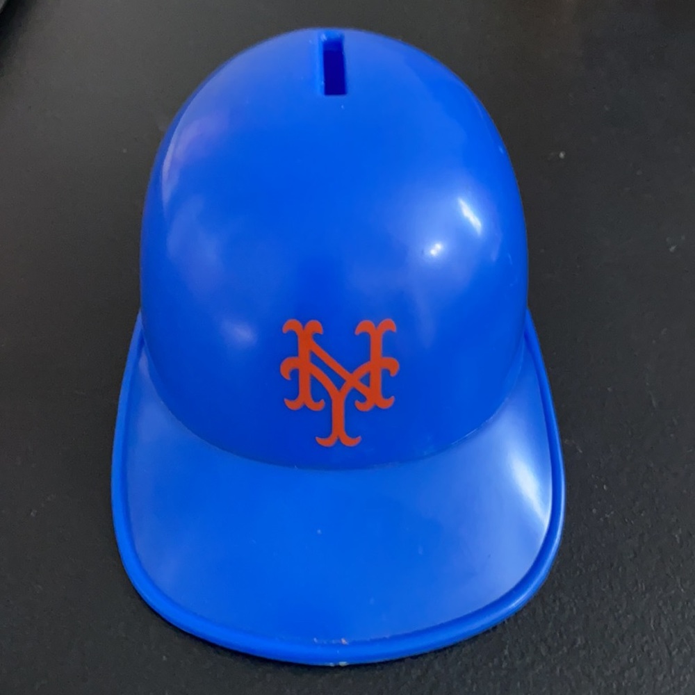 Vintage 1973 Geo Dickstein Plastic New York Mets Baseball Helmet Bank